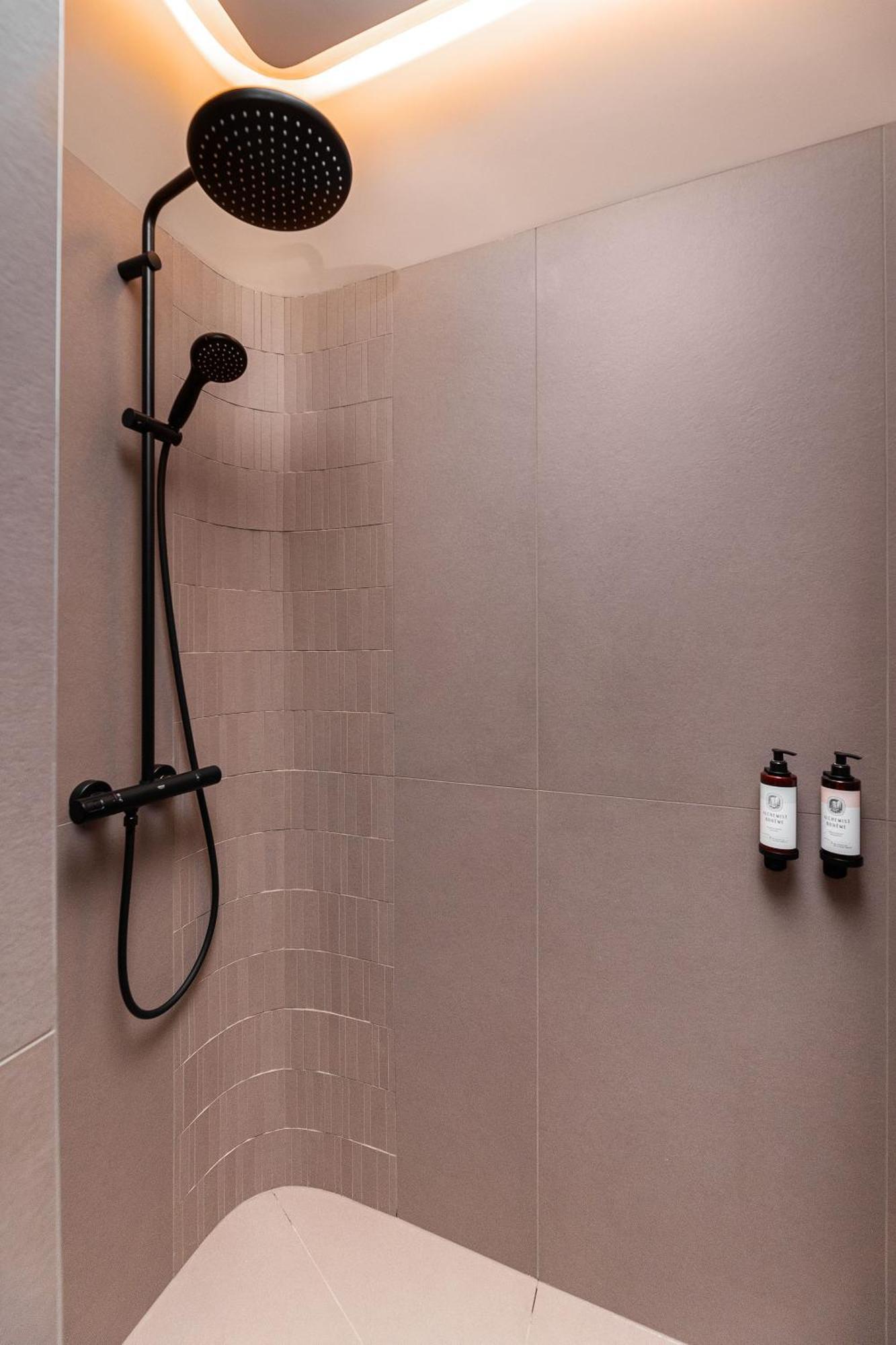 Catalog Boutique Rooms Cluj-Napoca Ngoại thất bức ảnh